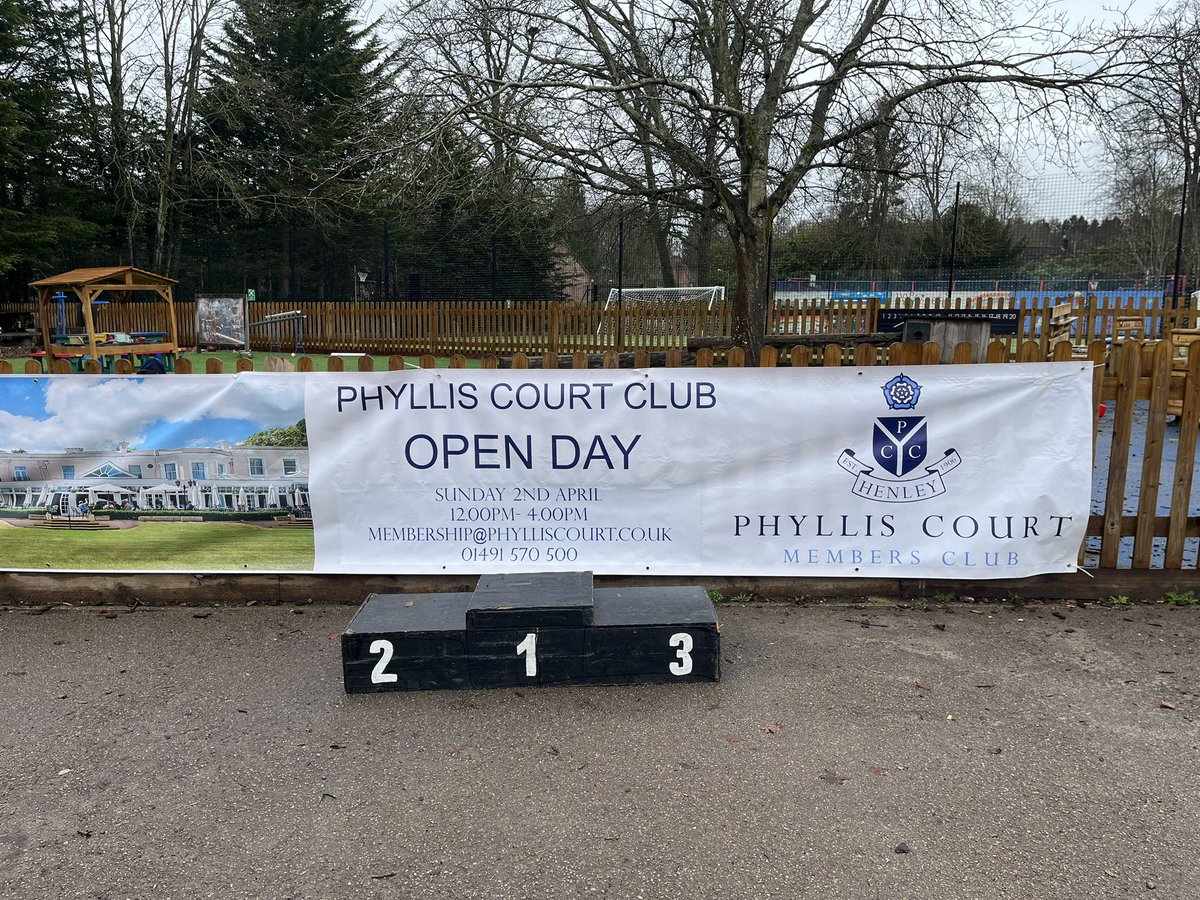 DanesfieldPTA's tweet photo. Well done and thank you to everyone who took part in the @DanesfieldDash 10k, 6.5k &amp; 1k run this morning @DanesfieldSchl And thank you to everyone who supported the event, especially Retail Energy Solutions, Leo Gym Marlow, @PhyllisCourt Club and Heighway Associates Architects 🏅 https://t.co/GZ64WRgGoj