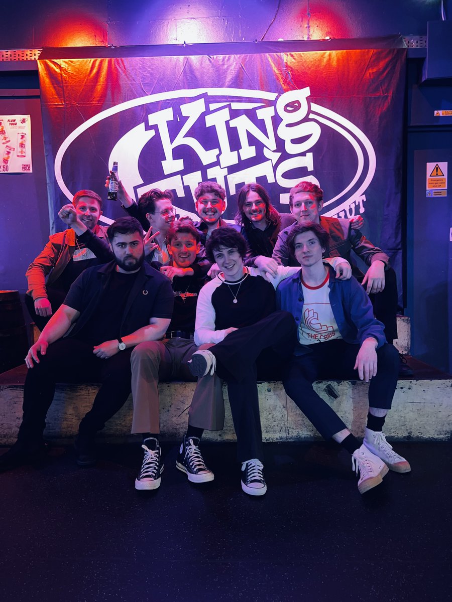 theclauseuk's tweet photo. A pleasure to have @feverbanduk join us on the first leg of our UK tour. Some band, some craic. 

Nottingham, see you on Thursday!🤎 https://t.co/FPHlyjPkTE