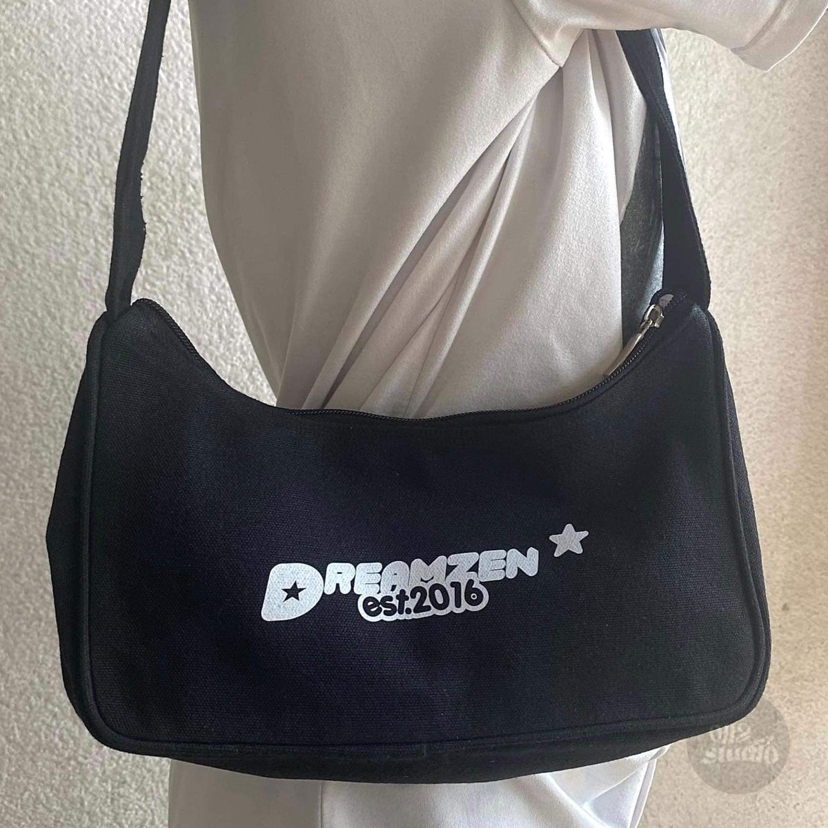 0112studio's tweet photo. — our dreamzen baguette bag! ★ perfect for your small essentials! https://t.co/5pYvEG2JKE