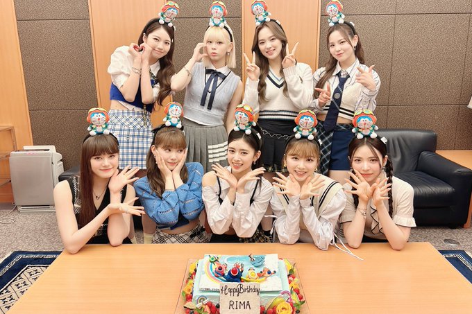 [#NiziU_CAM]本日はサプライズでドラえもんのケーキもいただきました！🎂❤️みなさん✨たくさんのお祝い本当にあり