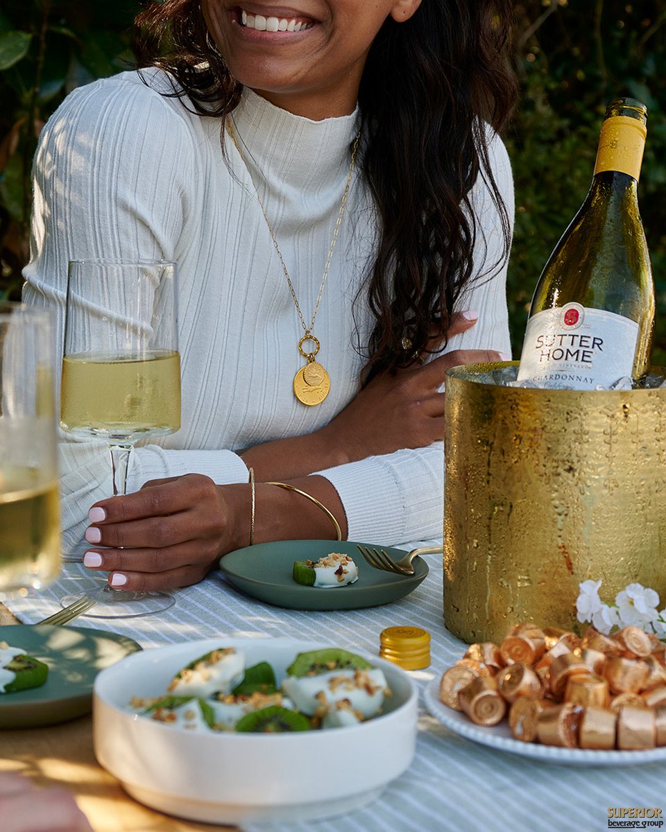 superior_bevgrp's tweet photo. Perfectly balanced. @SutterHome

#sutterhome #chardonnay #whitewine #spring  #winelovers #wine #wineoclock #cheers #SBG #superiorbeveragegroup

Drink responsibly, must be 21 years or older. https://t.co/OOkKFzvAXg