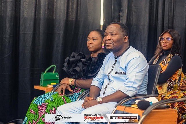 tlghofficial's tweet photo. SECOND SERVICE
"Service is a prove of submission". - @pstifeanyiuwakweofficial
Your greatness is tied to your routine.
Service is about meeting needs and filling gaps, it is the making of a difference. It attracts unction.
THREAD
.
.
#SundayService #ServingGodPays #TLGH https://t.co/XEi502SKai