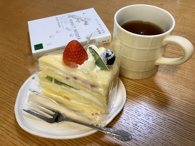 ミステリーレビュー300冊目だからお祝いしちゃう✨ケーキ買ってきちゃった🍰ここから始まる天才たちのミステリー演舞💃理系ミ