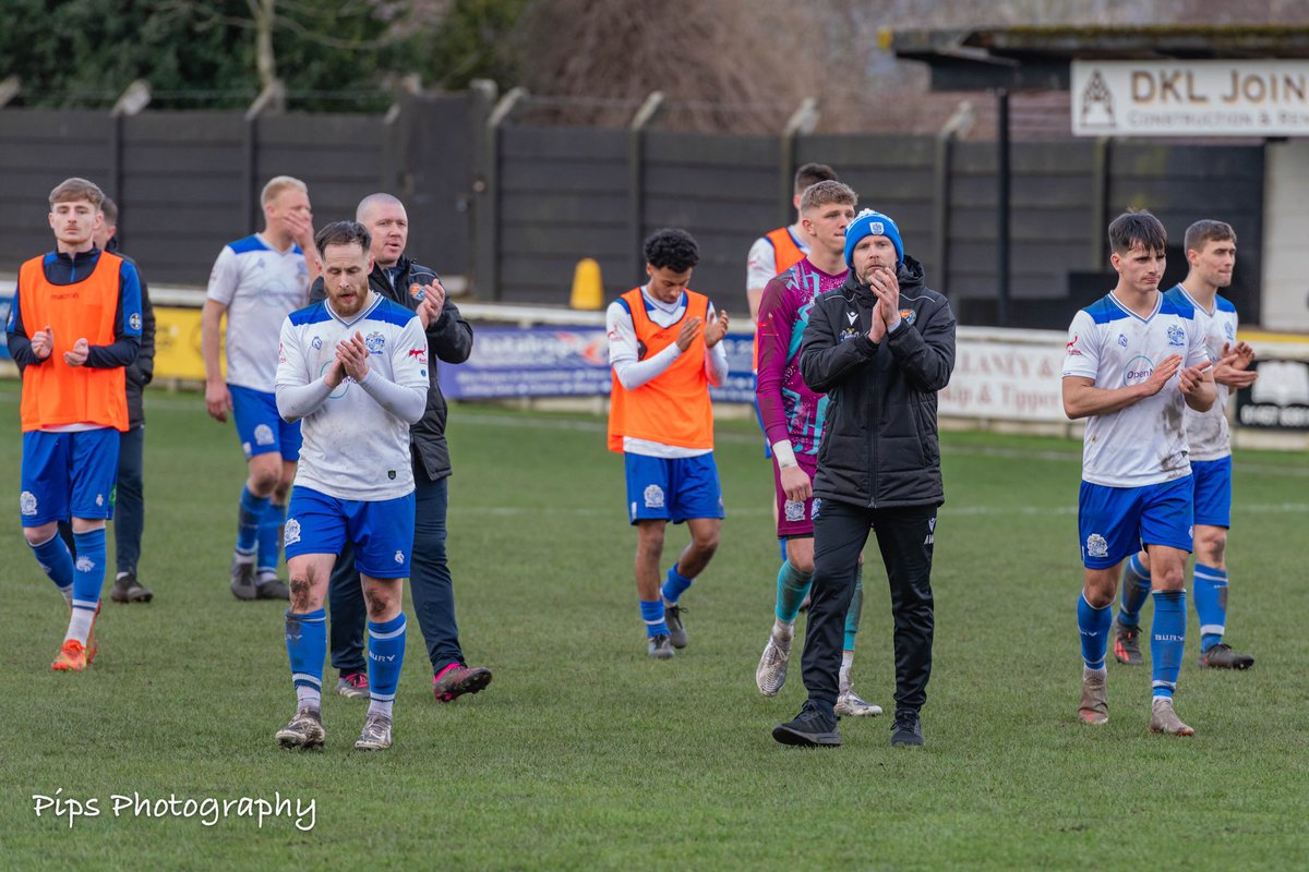 ⚪️🔵@OfficialBuryAFC 1-1 @kendaltownfc 🟡
Tough game which ended up all square.…we go again Tuesday, 10 more cup finals..WE CAN DO THIS!!!
#BuryAFC #bythefans #forthefans #buryafc