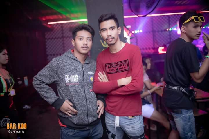 ตัวลาย tweet media