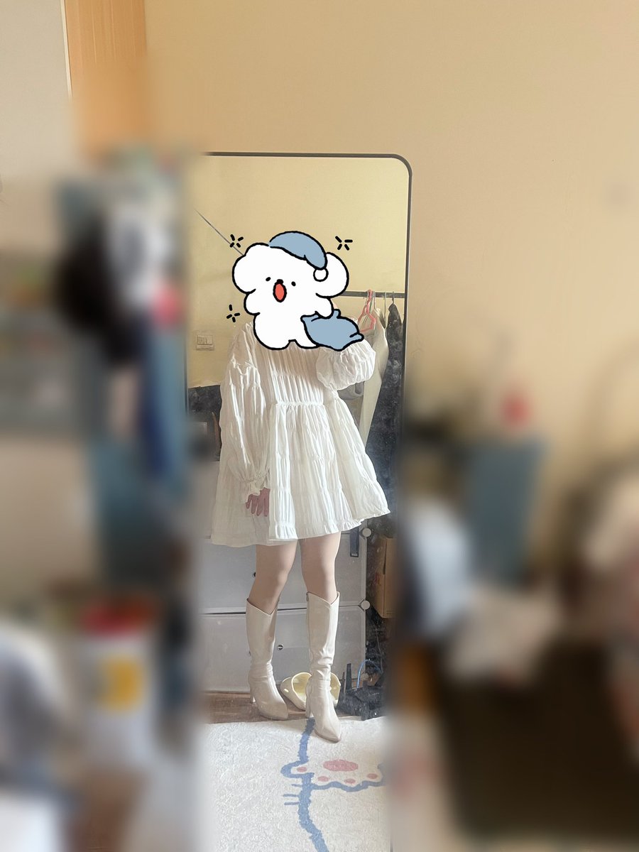 Blueqinghua's tweet photo. 因为见过太阳所���才想去见月亮
#靴子 #日常生活 #日常穿搭 https://t.co/FUyC9ZAfak