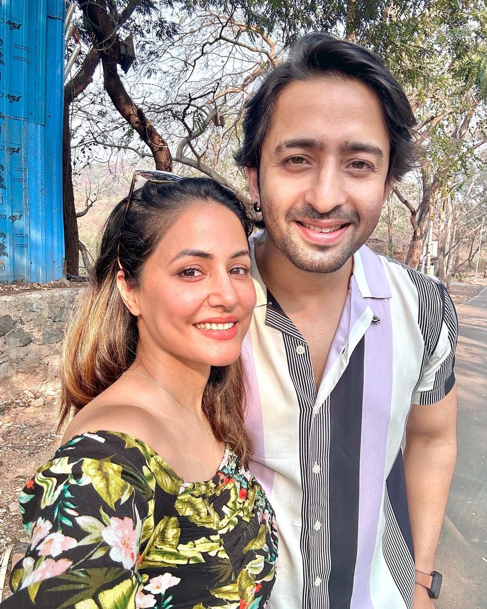 .<a href="/eyehinakhan/">Hina Khan</a> shared a beautiful picture with <a href="/Shaheer_S/">Shaheer Sheikh</a> and wish him happy birthday 😍

#hinakhan #ShaheerSheikh #saasbahuaurbetiyaan #sbb #atsbb