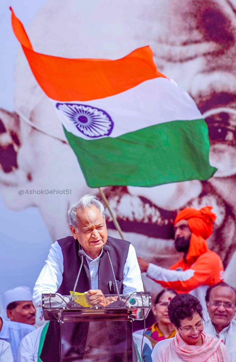 Ashok Gehlot on Twitter "राजघाट में सत्य की आवाज़ ! RahulGandhi जी की
