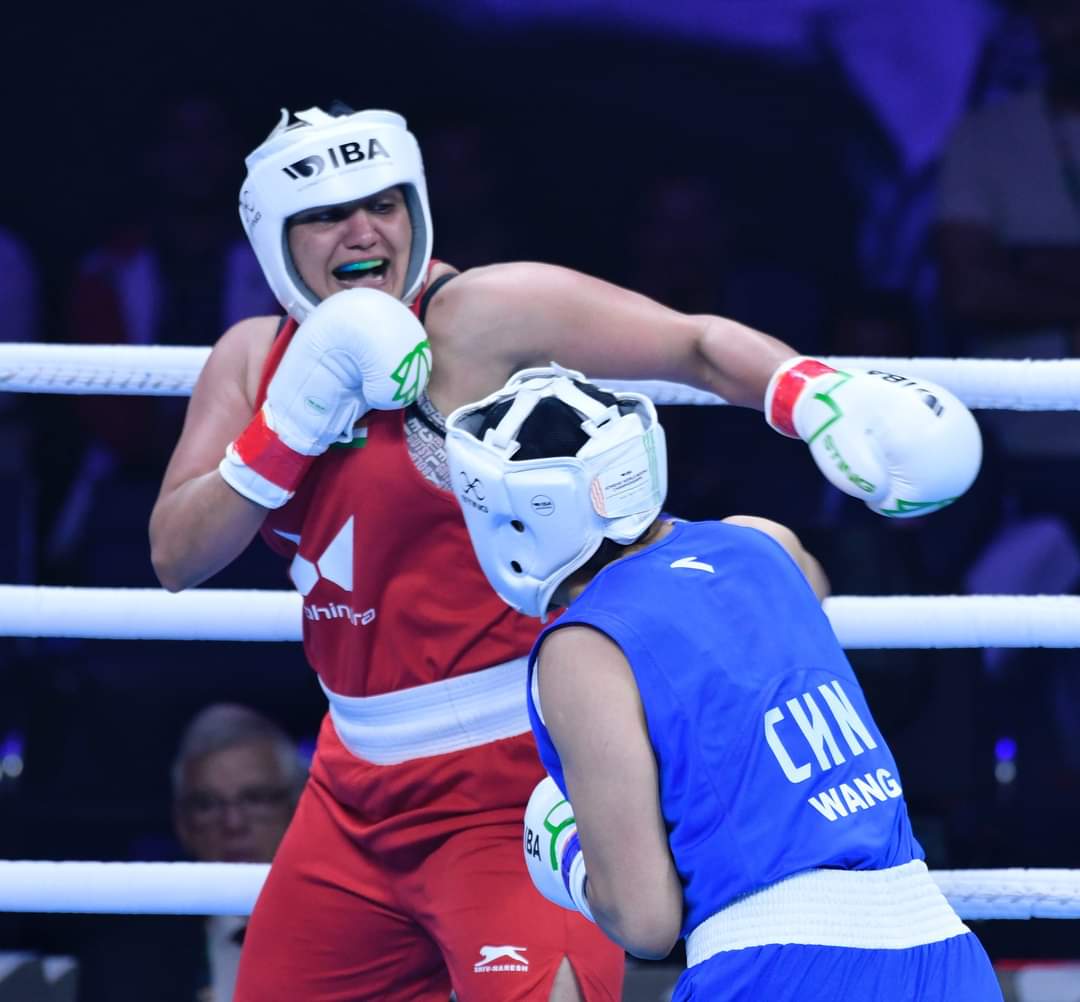 ponbalabjp's tweet image. உலகப் பெண்களுக்கான குத்துச்சண்டை போட்டியில் சவீட்டி பூரா தங்கப்பதக்கம் வென்றார்.
 ஒவ்வொரு இந்தியரையும் பெருமைப்படுத்திய தங்க மங்கைக்கு மனமார்ந்த வாழ்த்துக்கள்.
#WorldBoxingChampionship #worldboxingchampion #indian
@saweetyboora @KirenRijiju