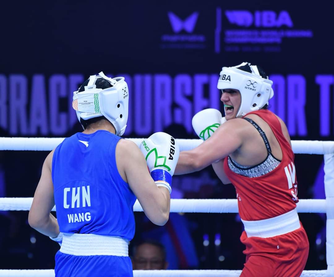 ponbalabjp's tweet image. உலகப் பெண்களுக்கான குத்துச்சண்டை போட்டியில் சவீட்டி பூரா தங்கப்பதக்கம் வென்றார்.
 ஒவ்வொரு இந்தியரையும் பெருமைப்படுத்திய தங்க மங்கைக்கு மனமார்ந்த வாழ்த்துக்கள்.
#WorldBoxingChampionship #worldboxingchampion #indian
@saweetyboora @KirenRijiju