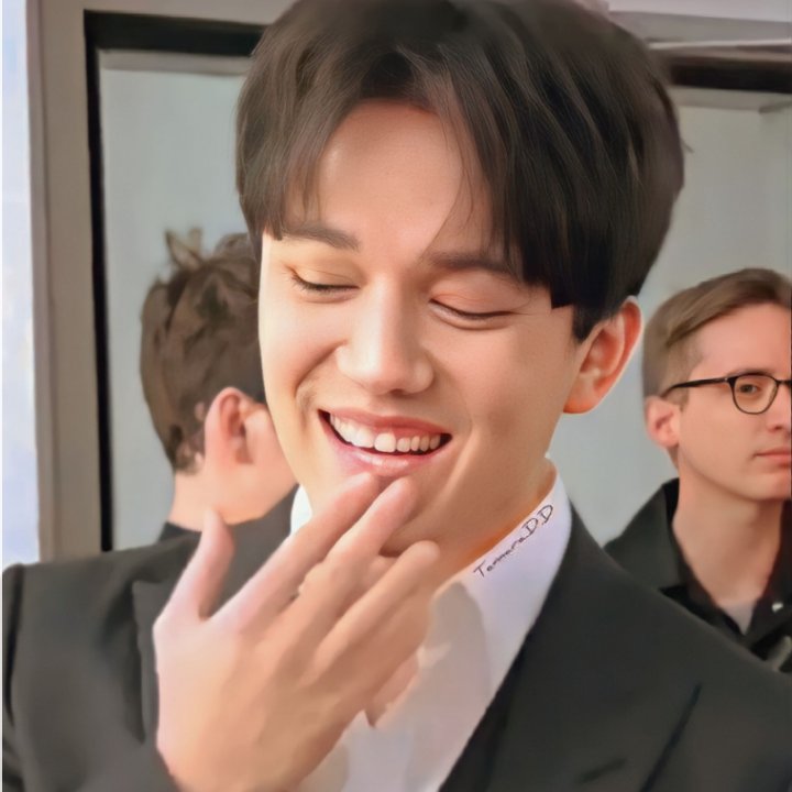 LauraLi05373908's tweet photo. Que diversión escuchar #OyeTuFandom por @Oye897 con @PonchoYezka 👍🏻

Y muy feliz con el estreno de #TogetherByDimash de @dimash_official 😁

Now Playing #NewMusic #Dimash #NewRelease 
https://t.co/fwamFlBM9h https://t.co/CDTcwD5Dwe