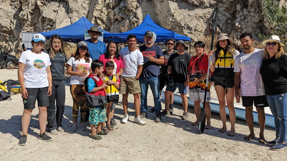 turismoadc's tweet photo. Esta semana, en el #díamundialdelagua, tuvimos una jornada especial de nuestro #tallerdekayak en el #EmbalseSantaJuana, en la cual además tuvimos la visita de Juan Pablo Queraltó junto al equipo del programa de televisión #Sabingo de #Chilevisión.
#AltodelCarmentodopordescubrir https://t.co/khrvFBAb26