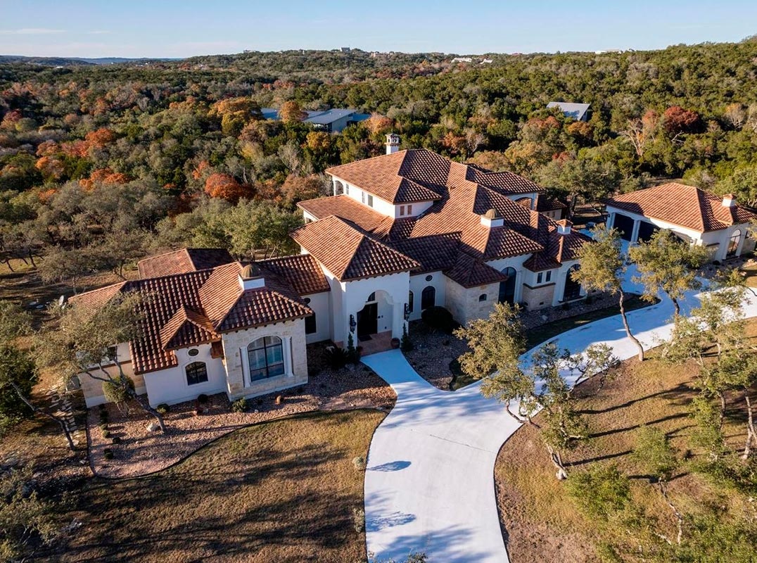 San Antonio LHM
Architecturally Stunning Mediterranean Villa
luxuryhomemagazine.com/sanantonio/733…
Presented by The Graves Group

#luxuryhomemagazine #luxuryhomes #sanantonioluxurylistings #sanantonioluxuryrealestate #sanantonioluxuryhomesforsale #txluxurylistings #txluxuryhomesforsale #texas