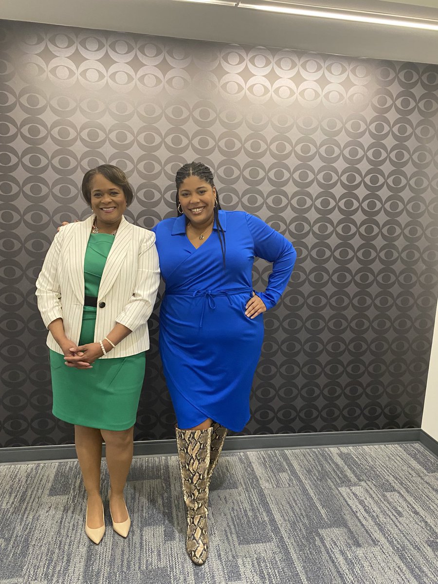 OGCooking's tweet image. Get ready for Intersections in just a few moments. Hear from women in arts and culture who are doing great things. ⁦@TheCW⁩ ⁦@KDKA⁩ #pittsburgh #womenmonth #art #culture