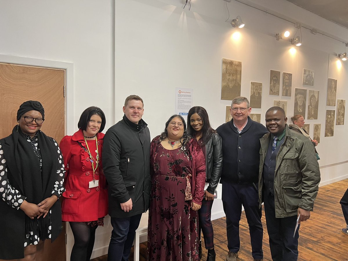 The #PaperBirds exhibition in the Horrocks Gallery <a href="/SpinnersMill/">Leigh Spinners Mill</a> 
1000 origami cranes suspended from the ceiling - visually stunning.

This #PlatinumJubilee project has everything: #poems #stories #drama #dance #Immigration #slavery #Leigh #heritage 

<a href="/Martin69Green/">Martin Green</a> <a href="/Healthy_Arts/">Healthy Arts</a>