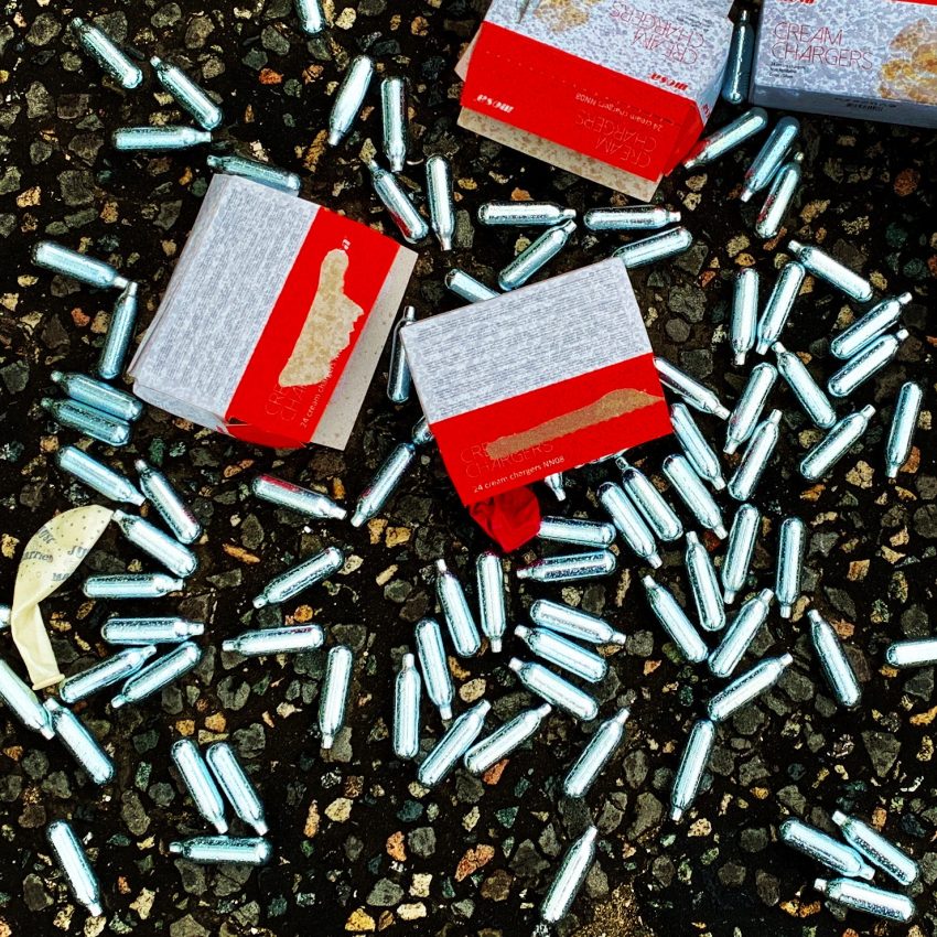 Dear <a href="/michaelgove/">Michael Gove</a>

littering is *already* illegal 

Controlling N2O under the MDA doesn't make littering any more illegal than it already is

A deposit/recycling scheme would deal with the litter issue overnight. But no, lets criminalise half a million young ppl instead!
1/