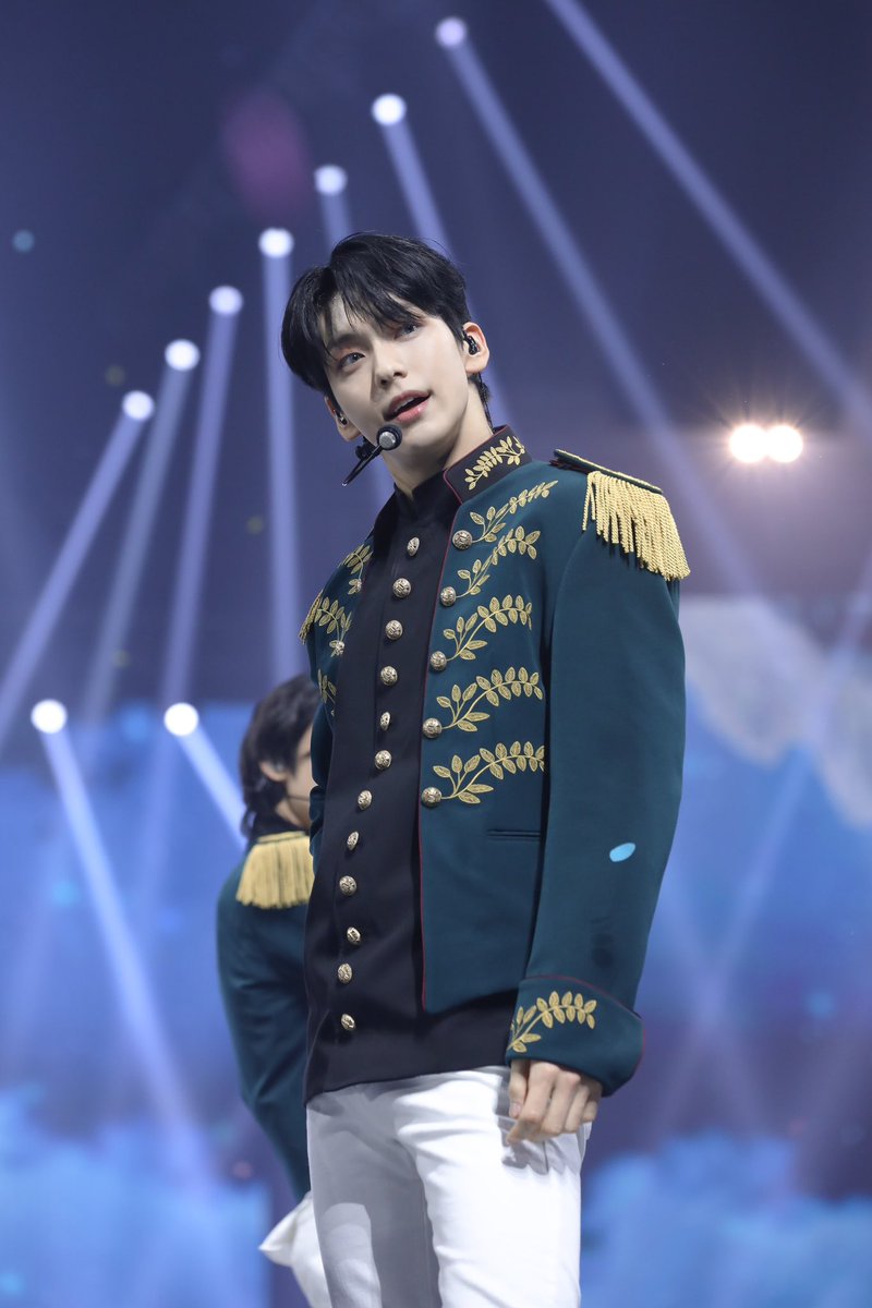 txt_sarangdan2's tweet photo. TOMORROW X TOGETHER WORLD TOUR 〈ACT : SWEET MIRAGE��� IN SEOUL 투모로우바이투게더 기사사진 모음 https://t.co/38FuRMYXms