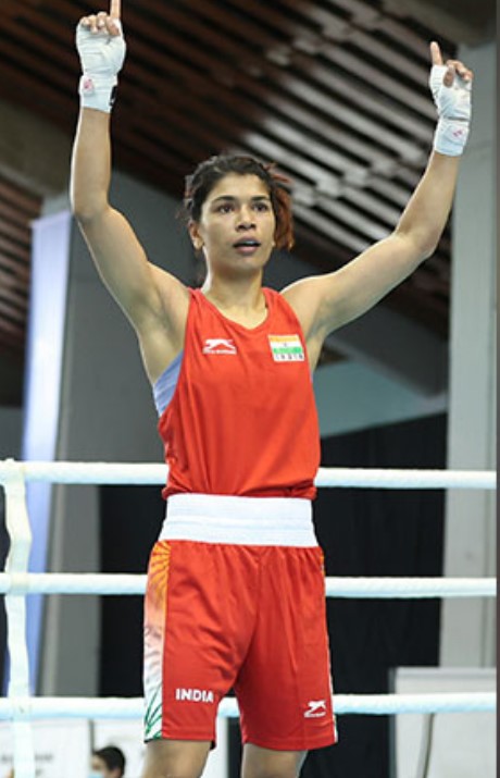 TNNavbharat's tweet photo. #NikhatZareen ने #WorldBoxingChampionship2023 में जीता गोल्ड, 50 किग्रा फ़ाइनल में #Vietnam की #NguyenThiTam को हराया
#BreakingNow @nikhat_zareen https://t.co/RIYioMuqEi