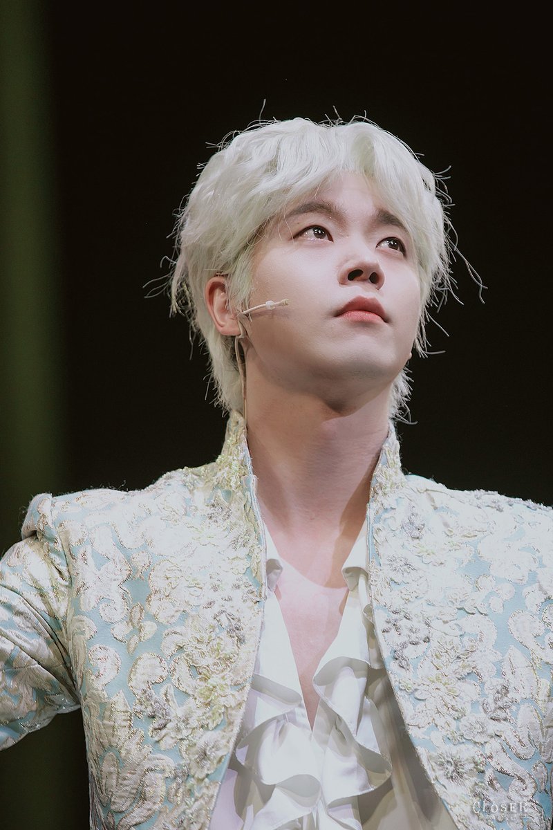 #아마데우스 커튼콜데이 #전성우 모차르트