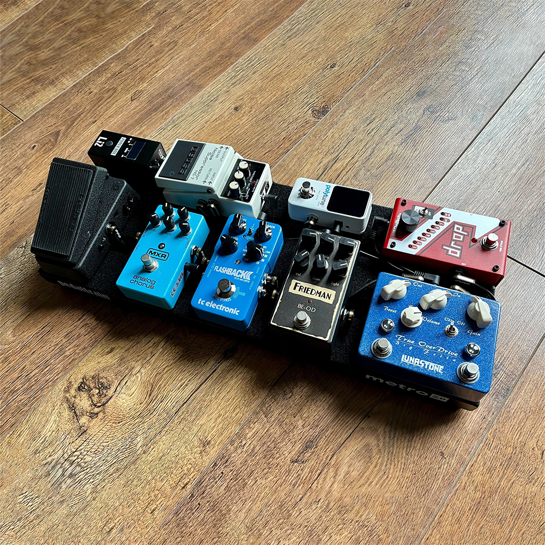 andertonsmusic's tweet photo. Looking to build a pedalboard but don't know where to start? 🎸

We've whittled down the most important guitar effects that we believe every player should have on their live pedalboard! 🤘

📖 Check it out here: https://t.co/F6NxrTxEeU

#andertons https://t.co/n5UKEGaPSV