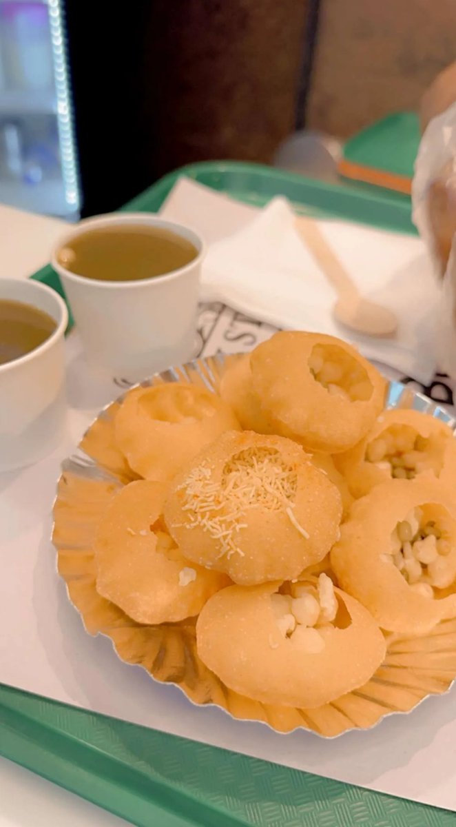 chandani_k21's tweet photo. Sunday are for Pani puri #weekned #sundayvibes #kingofsnack https://t.co/fPl4bFkEib