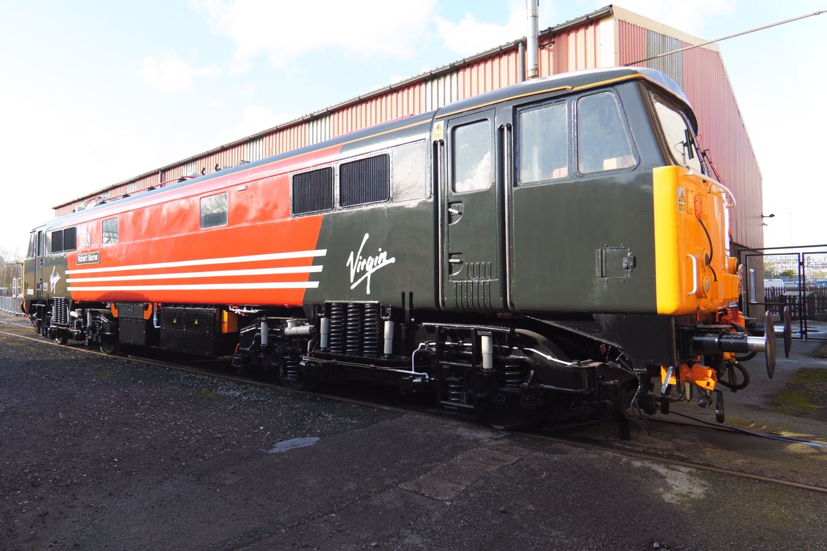 87035 Robert Burns.
superb cosmetic restoration by the @CreweHC 
My📸 25/03/2023.