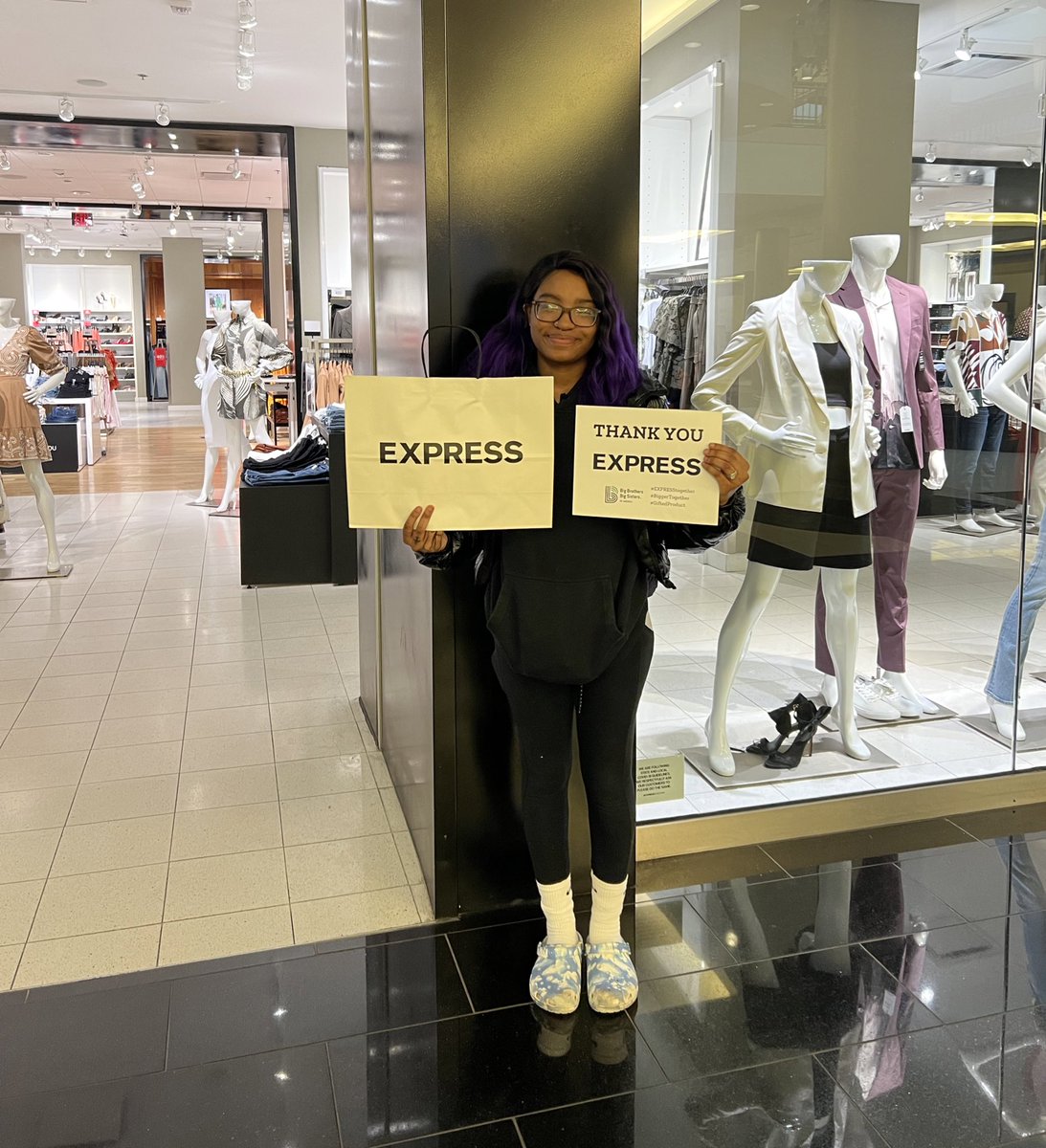 BBBSENST's tweet photo. LB Noah with his BB Tim and LS Sarmadah had the best time shopping at @express in Buffalo for a special Dream Big Project x @BBBSA experience! Thank you to Express and the Dream Big Project for creating confidence and inspiring expression! #EXPRESStogether #GiftedProducts https://t.co/ezntSZzSFN