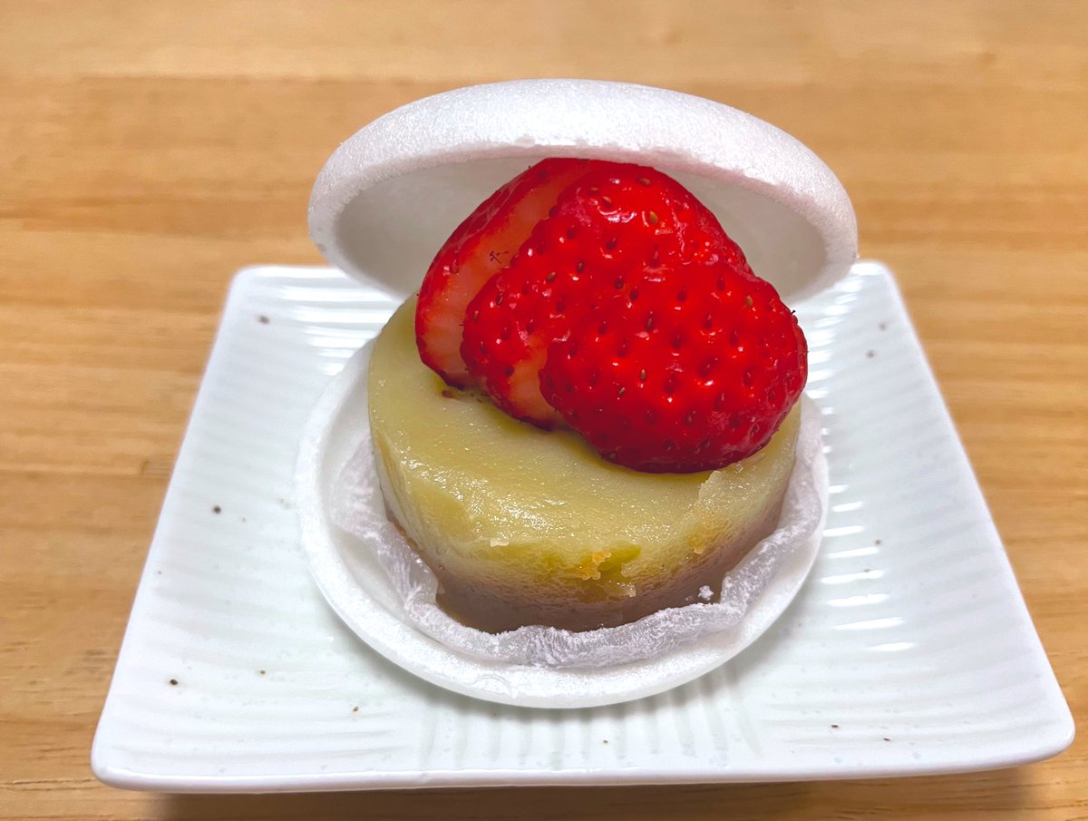 #城まち祭 で十み果のフルーツ最中を買いました🍓

実家へのお土産と我が家用🍓
いちごの紅白、どちらも美味しかったです💕😊