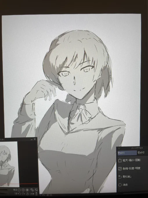 響ちゃん描いてます 