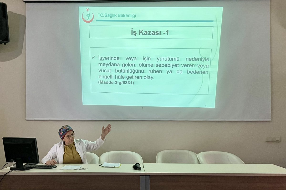 Hastanemiz Sağlık Bakım Hizmetleri Müdürü Özlem Özyün tarafından tüm çalışanlarımıza, “İş Sağlığı ve Güvenliği” konulu eğitim vermiştir.

قدمت مدير خدمات الرعاية الصحية  أوزليم أوزيون محاضره بعنوان "الصحة والسلامة المهنية" لجميع موظفي
 المستشفى.<a href="/disabgm/">T.C. Sağlık Bakanlığı AB ve Dış İlişkiler G.M.</a> <a href="/sbkhgm/">Kamu Hastaneleri Genel Müdürlüğü</a> @TCHartumBE