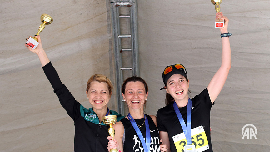 aa_balkans's tweet photo. Novosađanin i Beograđanka trijumfovali na 30. Novosadskom polumaratonu https://t.co/uy5cYQkV7L 

#NoviSad #polumaraton #Srbija https://t.co/41t8j2wsON