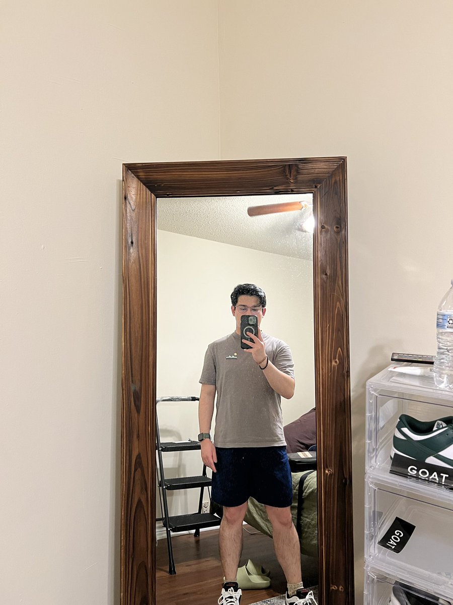 imJPete's tweet photo. Just me and the mirror 🪞 https://t.co/Mi6RQqldME