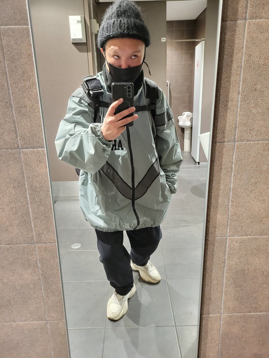 kusoyaro0812's tweet photo. 今日のクツ野郎
〜『クソ野郎があらわれた』に使っていいよ 編〜
#CA4LA #アルパカ #waiper #USA #xxxl #long #IPFU #USARMY #UNIQLO #PUMA #ALTERATION #porter #ハードオフファミリー #ハードオフ公式アンバサダー #古着 #古着好きな人と繋がりたい https://t.co/P9OD03F1hp