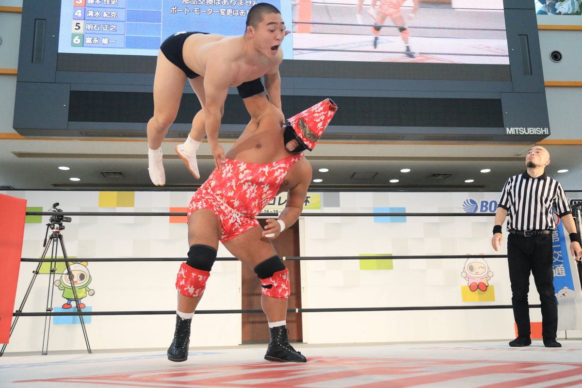 目の前で見たけどこのパイルドライバーは凄かった 