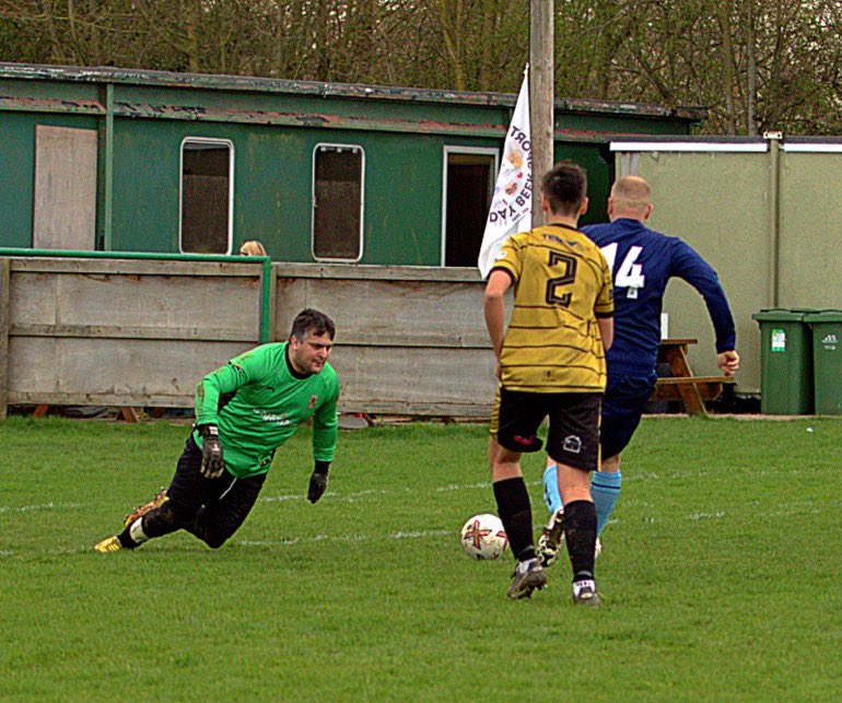 Trowbridge Town Dev 🐝 tweet media