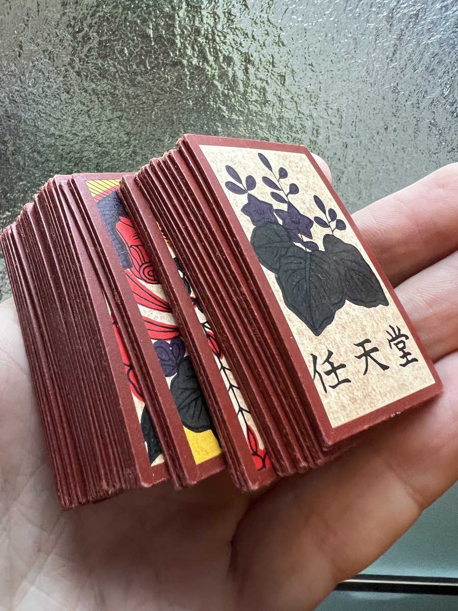 FarmboyinJapan's tweet image. Today I was visiting with some people in the countryside, and as I was leaving an elderly woman came up to me and said “I hear you love Nintendo, so would you like to have these?”

She is 92 years old and claims to have had these “since she was a child”.