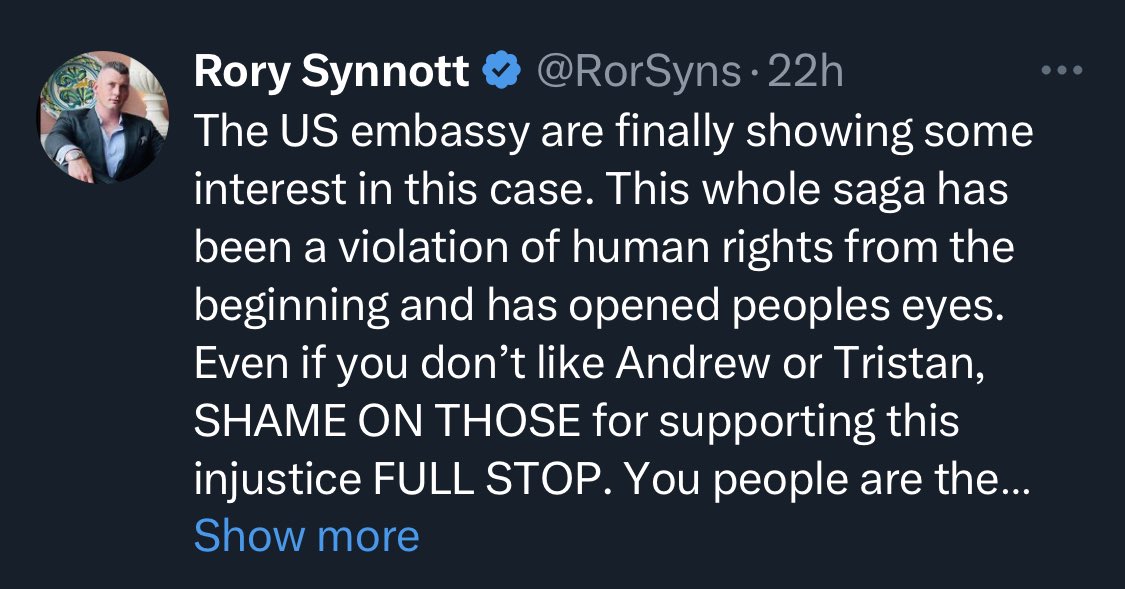 CrayonMurders's tweet image. This is what propaganda looks like.
#TateProtest