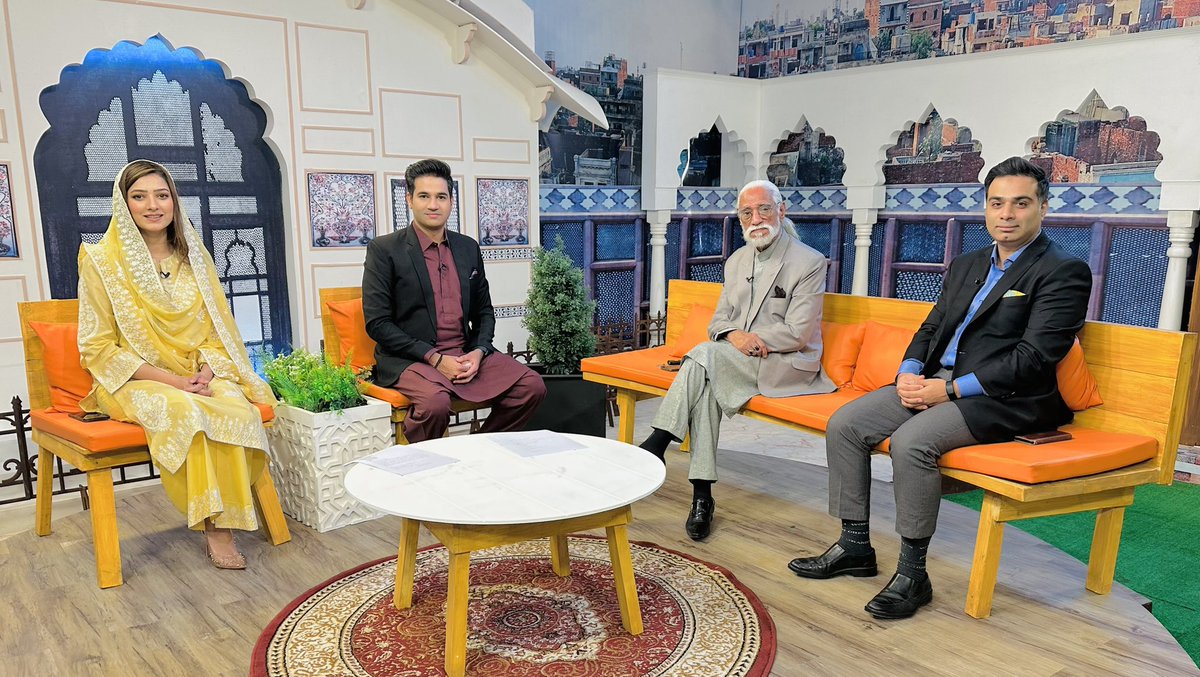 imranhworld's tweet photo. Veteran actor  Rashid Mehmood sb along with Fahad Ali Kazmi gave us honor to host them today in “Khair e Ramadan” on Express News #Ramadan2023 https://t.co/HFdFDxs04c