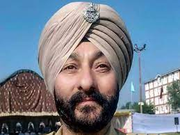 t_d_h_nair's tweet photo. Where is Davinder Singh? Is he still in Jail? Or he also became a fugitive?
Why is our country's mainstream media forgetting to follow up on such stories?
The last we heard about the man was in May 2021. https://t.co/tqLrLTNSF1