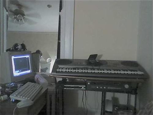 FRHabiru's tweet image. This was 16 years ago. I hadn't embraced DAWs yet and I was making everything by hand. Quantize was something I did have, because I was a Working Musician then. Composing on a Casio keyboard was what I thought was gonna get me heard.. and I was right! #WarriorRecords #TheCipher