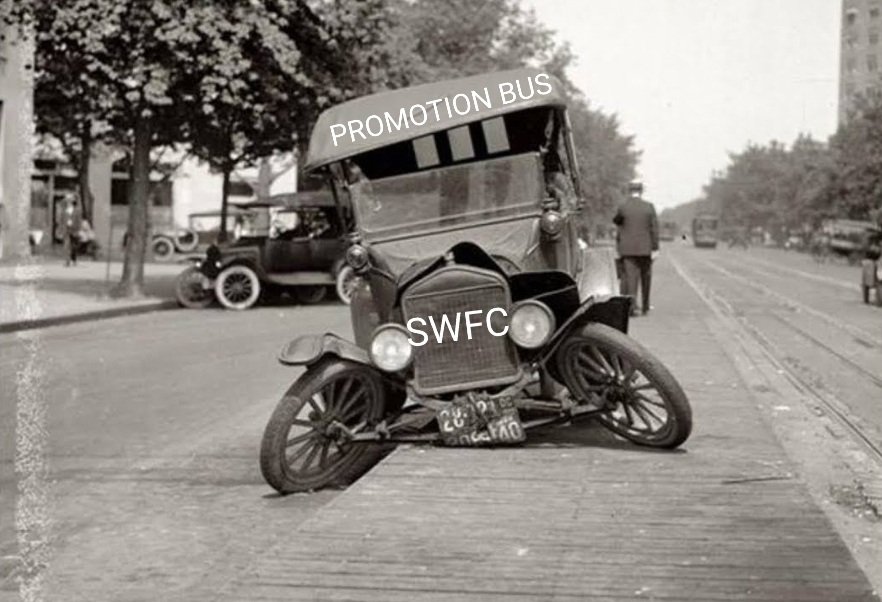 GazCamplin's tweet photo. Hahahahaha! #swfc #wheelshavefallenoff https://t.co/Ud30qnq9Em