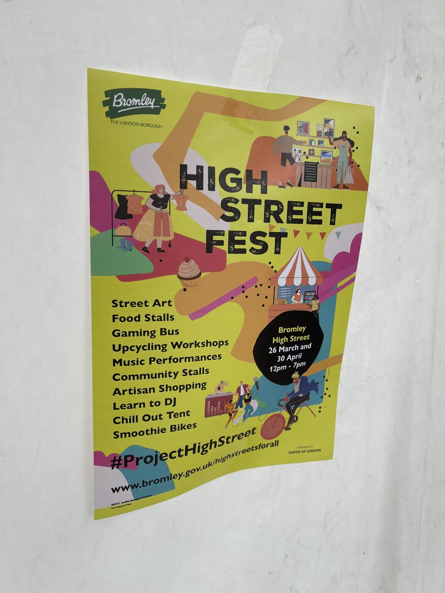 Aimeelouuuu20's tweet photo. Absolutely loved helping today at the high street fest #wearebromley #projecthighstreet https://t.co/eWNlmmKs3R