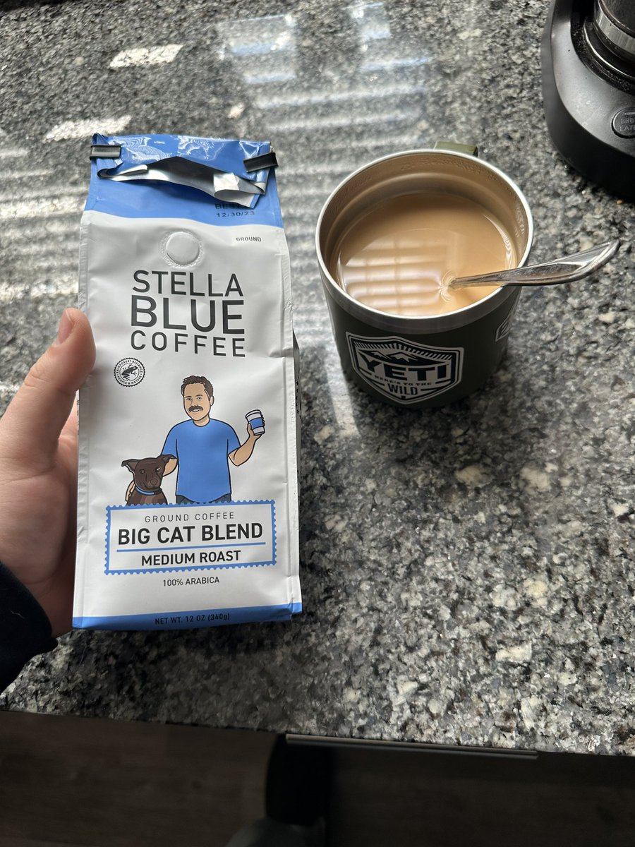 A_Read_75's tweet photo. Not a coffee guy but why not give it a shot @BarstoolBigCat https://t.co/eBiwZSOOLs