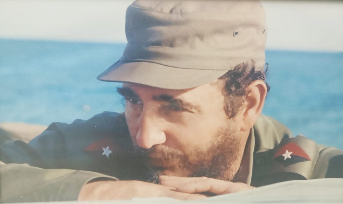 Qué dicha tan grande es sentir esta admiración y amor por ti Fidel.
Qué dicha tan grande me ha dado la vida de cruzarme con esta gloriosa Revolución.