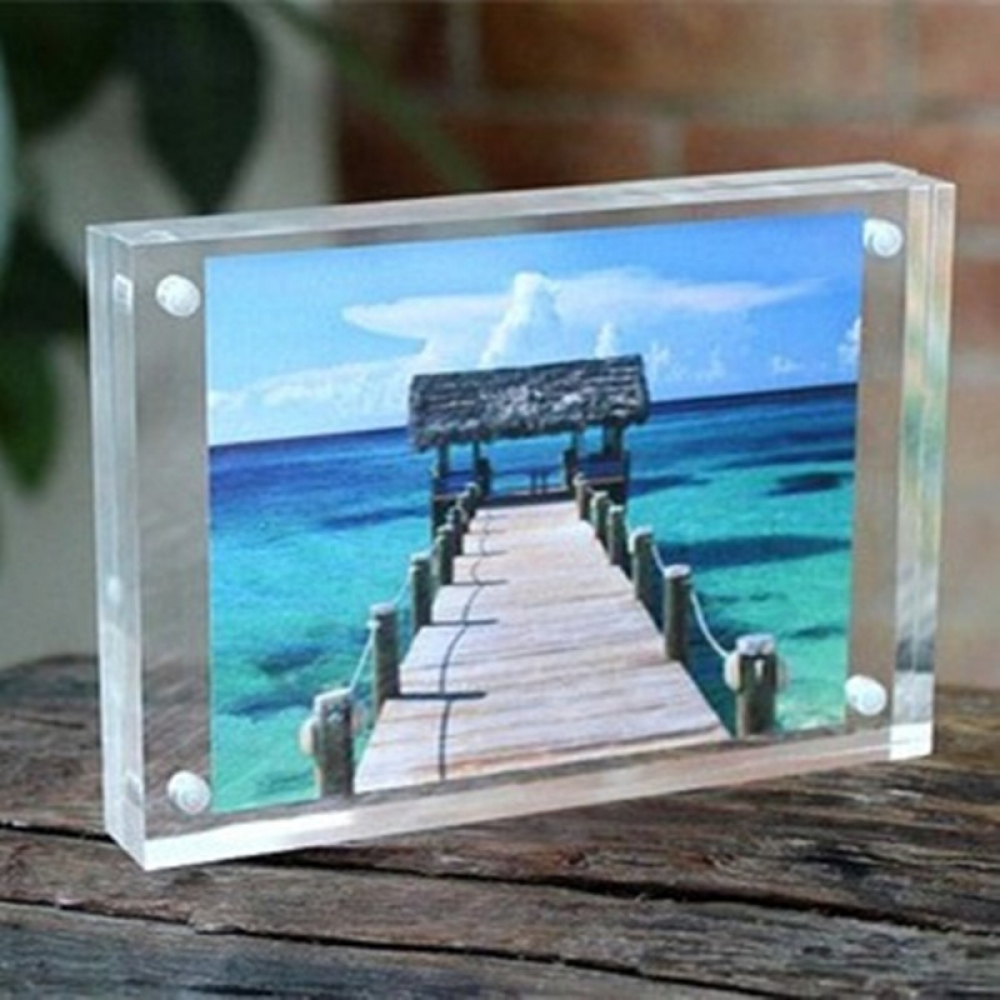 GiftStationSg's tweet photo. #flowers #souvenir Acrylic Photo Frame in Different Sizes https://t.co/HmqWwA3iXH https://t.co/FDzhunRPil