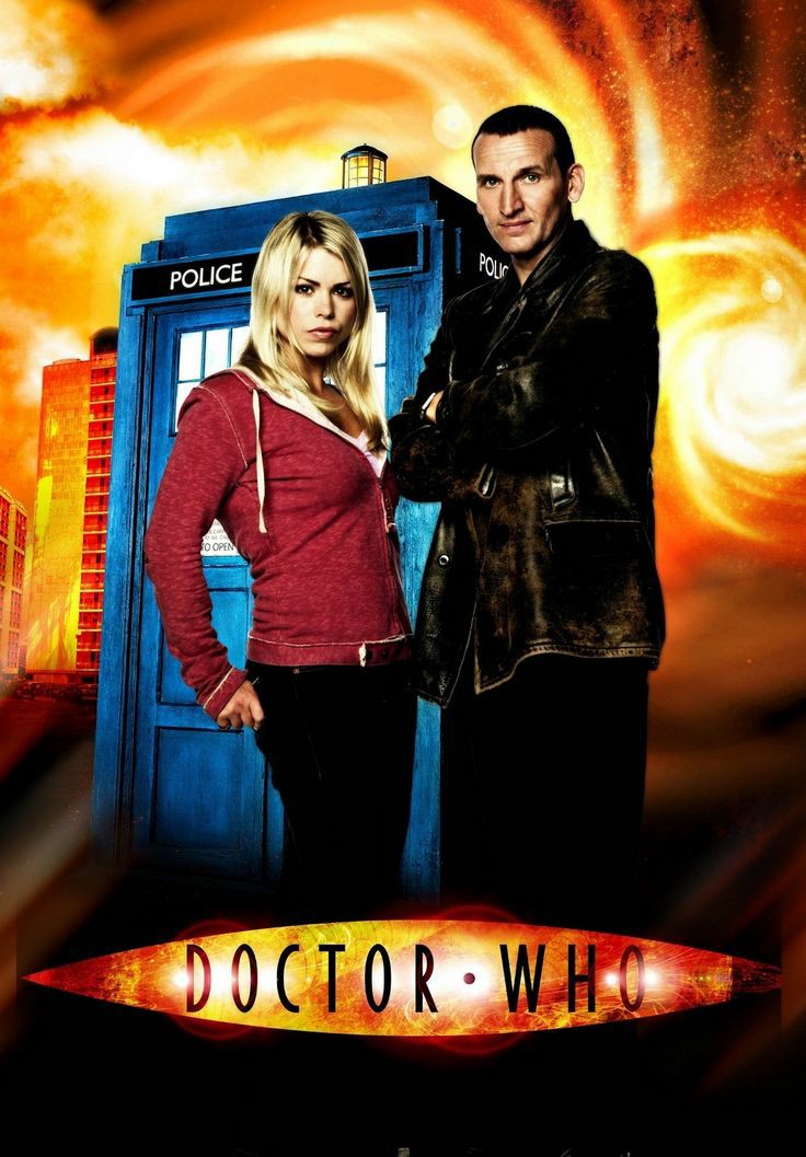 Matahari_72's tweet image. El 26 de marzo de 2005 y tras 16 años de ausencia, se estrenaba el reboot de #DoctorWho, y escuchábamos a Christopher Eccleston decir: "Encantado de conocerte, Rose. ¡Corre por tu vida!" 😎 
¡Se iniciaba la era moderna de mi serie favorita de todos los tiempos! #TARDIS #RoseTyler