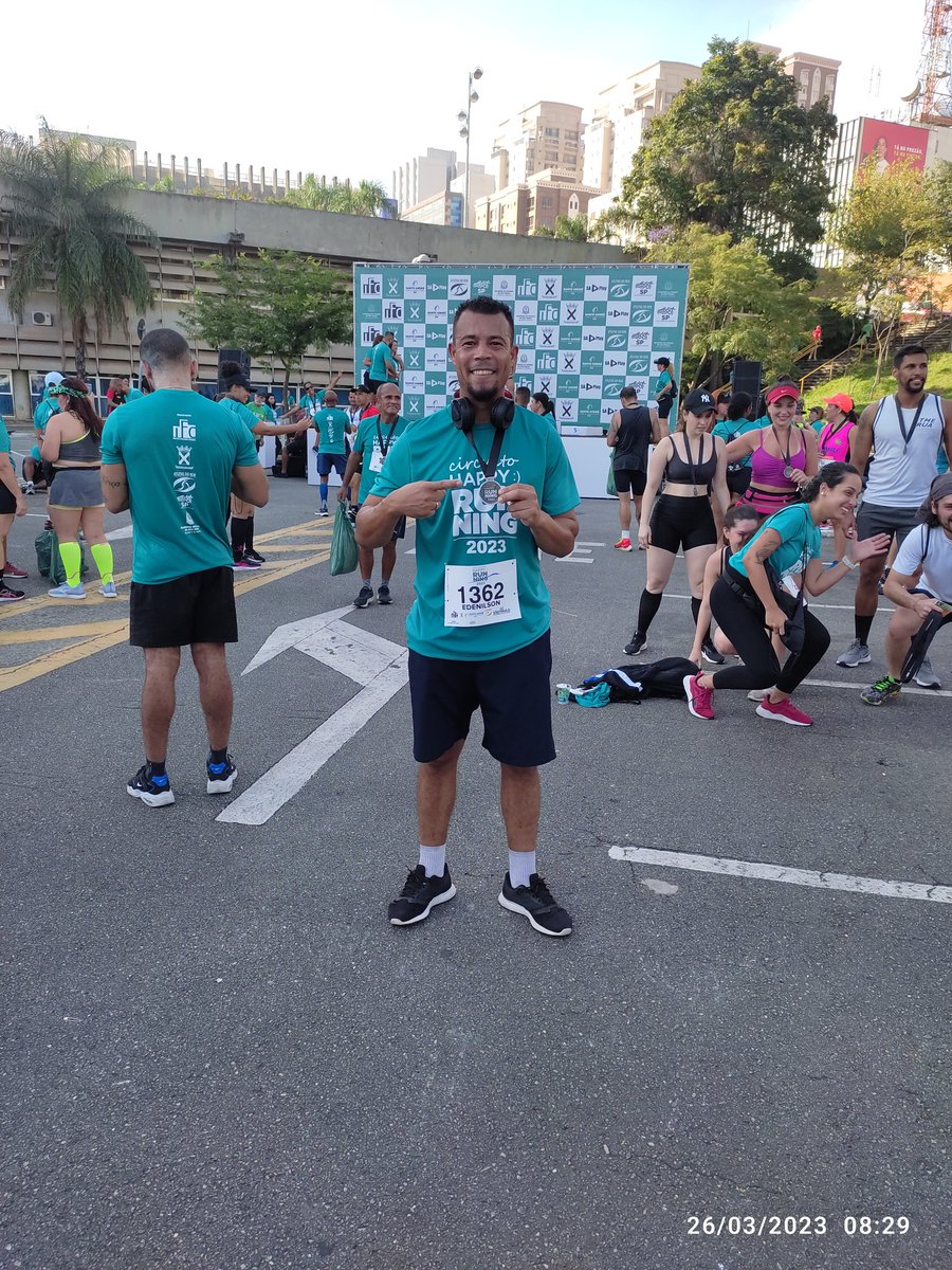 Edenilson_1985's tweet photo. Domingão e coloca mais uma Corridinha pra conta.
10 km em 46 min...🏃🏽‍♂️👊🏽💪🏽
#CirtuitoHappy:)Running2023
#BoraCorrer
#Equipe
#LaBocaDelLitro 
#CorrerFazBem https://t.co/1dOreKlNkr