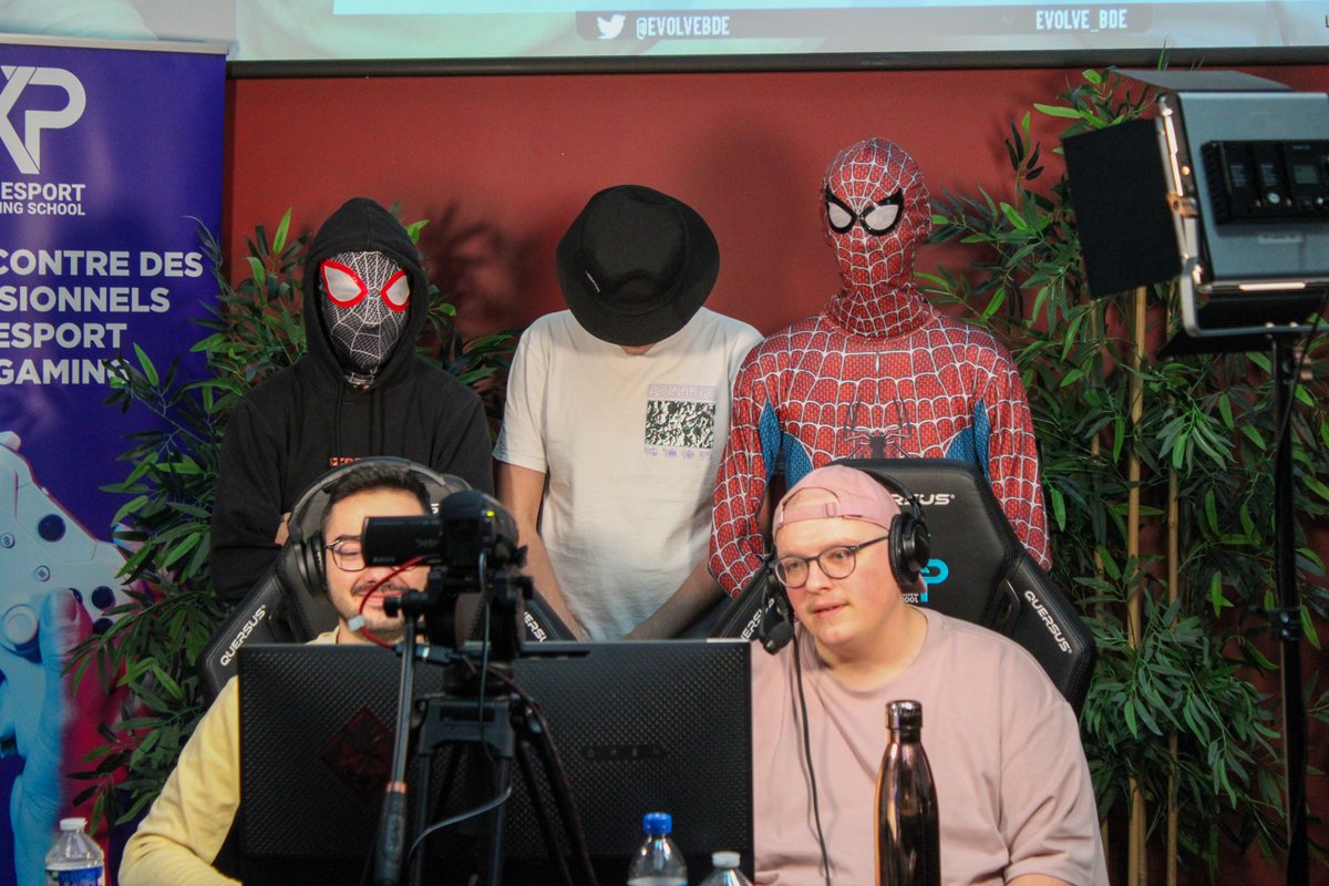 EvolveBDE's tweet photo. Et c'est le clap de fin pour l'#outspeed Tournament 👏
Un énorme merci à toutes les équipes présentes pour s'être données à fond !
Big Up à notre partenaire @Caisse_Epargne pour la confiance🧡
Et merci à vous de nous avoir suivi dans cette aventure !
Et c'est que le début !👀 https://t.co/Ctaheyqf2m
