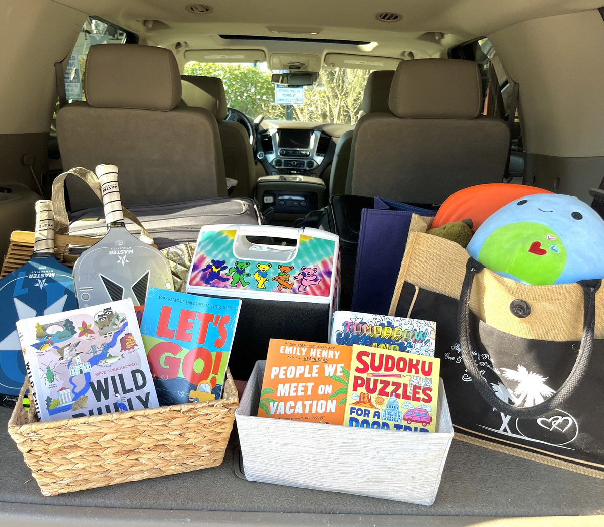 It’s about time to kick back for spring break with these fun books! Whether in the car, on a long plane ride, or hanging out at home, we got just what you need for all of your adventures! Come by to shop for the perfect spring break book, activity, or game! ☀️📚🌸 #SpringBreak