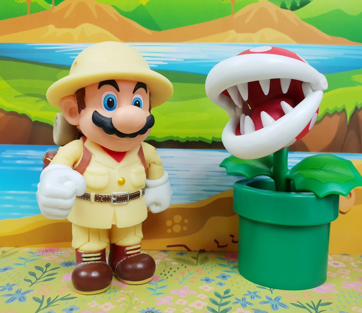 TeamBBB123's tweet photo. Oh no! Dont eat my face mr piranha plant 😁
#toyphotography #SuperMario #toyphoto #mario #supermariobros #supermariobrosmovie #piranhaplant #piranhapete #pakkunflower #nintendo #explorermario #toycollector #nintendocollector @NintendoUK @JAKKStoys https://t.co/OS9JfWjpUE